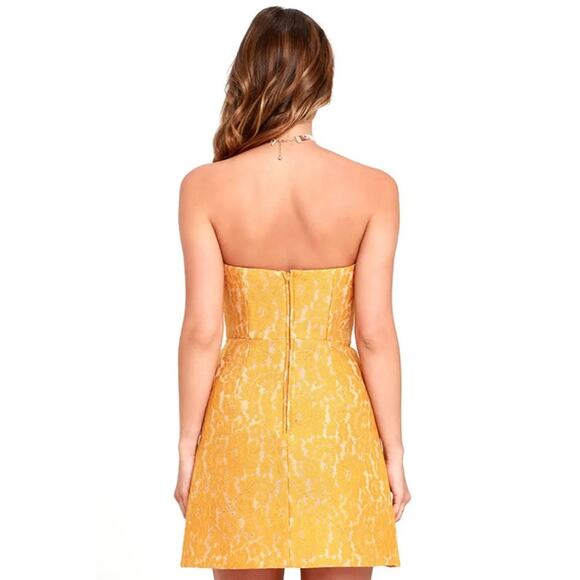 Keepsake The Label Every Way Golden Yellow Strapless Lace Mini Dress Size XS - Picture 6 of 16